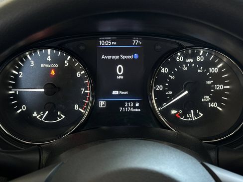 Used 2019 Nissan Rogue Sport SV FWD image 23