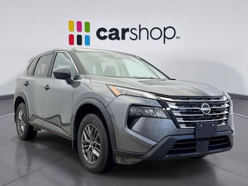 Used 2024 Nissan Rogue S image 7