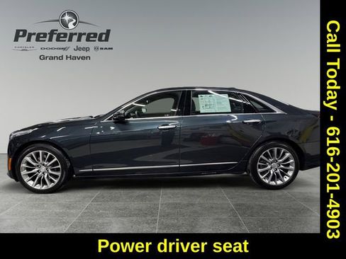 Used 2018 Cadillac CT6 Luxury image 9