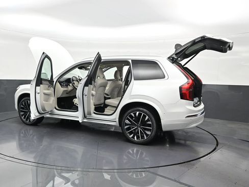 New 2026 Volvo XC90 T8 Ultra AWD/4WD image 33