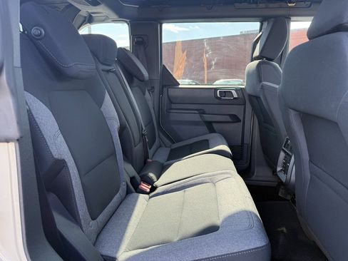 Used 2025 Ford Bronco Big Bend image 38