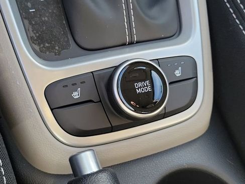 New 2026 Hyundai Venue SEL image 15