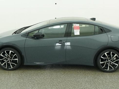 New 2026 Toyota Prius Plug-In Hybrid w/ Limited Premium Package FWD image 11