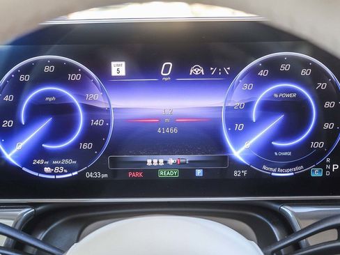 Used 2023 Mercedes-Benz EQS 450+ SUV image 21