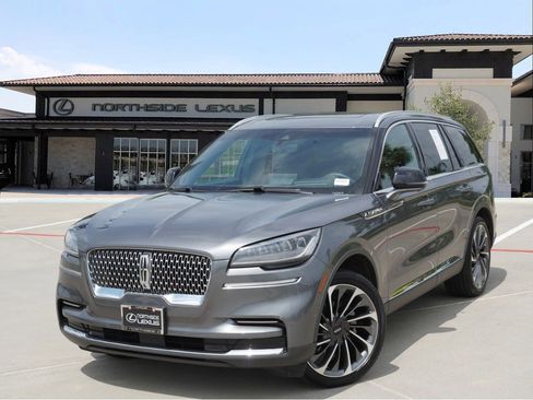 Used 2023 Lincoln Aviator Reserve w/ Equipment Group 201A AWD/4WD image 1