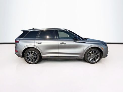 Used 2021 Lincoln Corsair Grand Touring w/ Equipment Group 301A AWD/4WD image 4