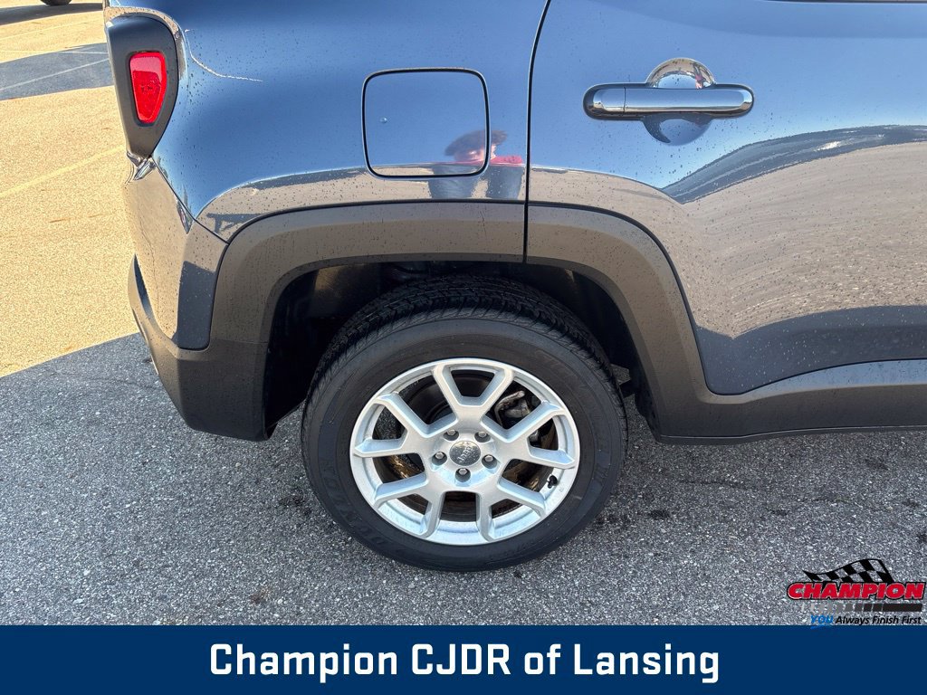 Used 2021 Jeep Renegade Limited AWD/4WD image 34