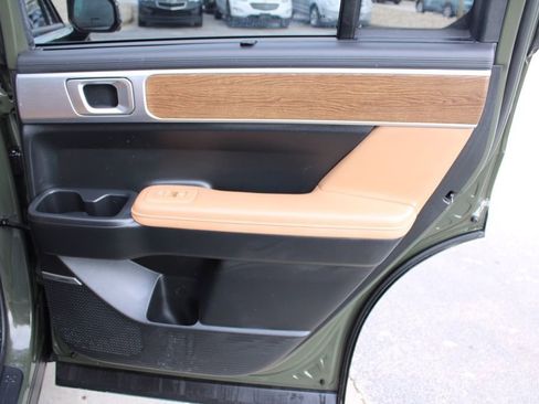 Used 2024 Hyundai Santa Fe Limited image 23