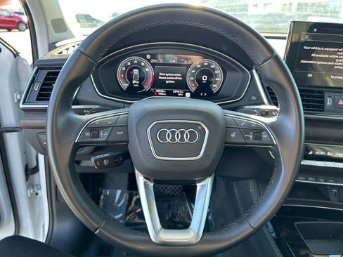 Used 2023 Audi Q5 2.0T Prestige w/ Prestige Package image 13