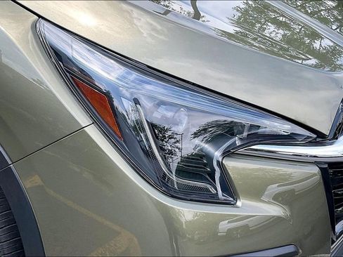 Used 2025 Subaru Ascent Limited AWD/4WD image 33