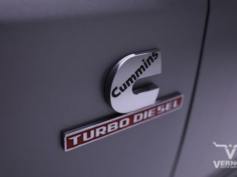 Used 2024 RAM 2500 Tradesman w/ Chrome Appearance Group image 35