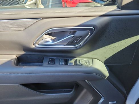 Certified 2023 GMC Yukon XL SLT image 21