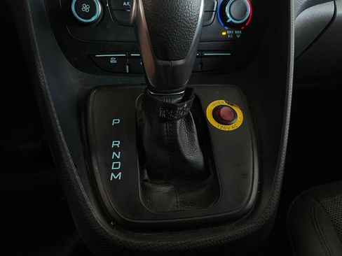 Used 2020 Ford Transit Connect XL image 34