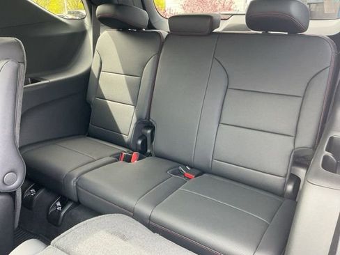 New 2026 Chevrolet Traverse RS w/ LPO, Floor Liner Package AWD/4WD image 14