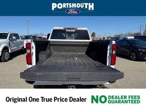 Used 2024 Chevrolet Silverado 2500 High Country w/ Z71 Off-Road Package image 12