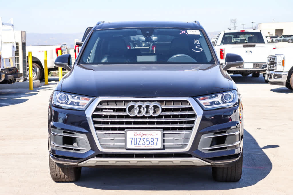 Used 2017 Audi Q7 3.0T Premium Plus w/ Premium Plus Package AWD/4WD image 2