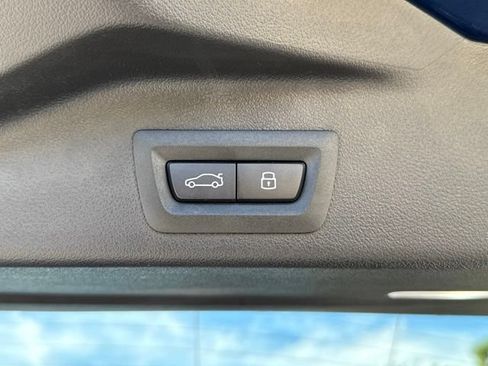Used 2026 BMW X5 xDrive40i w/ M Sport Package AWD/4WD image 17