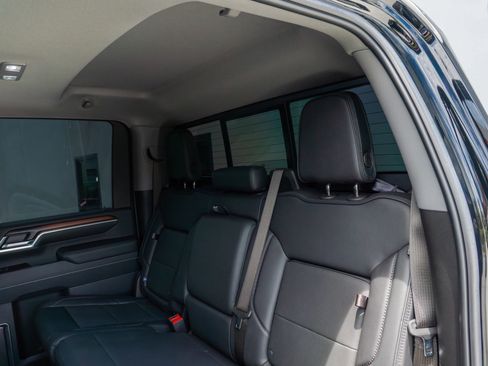 Used 2025 GMC Sierra 2500 Denali w/ Denali Reserve Package AWD/4WD image 57