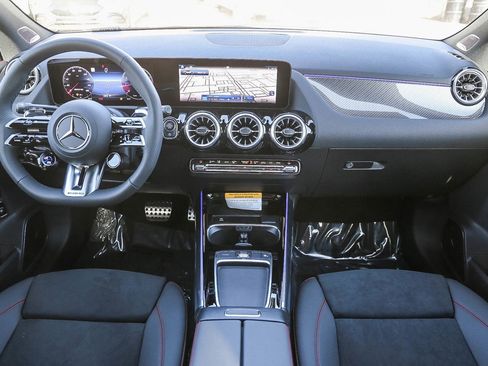 Used 2024 Mercedes-Benz GLA 35 AMG 4MATIC image 13