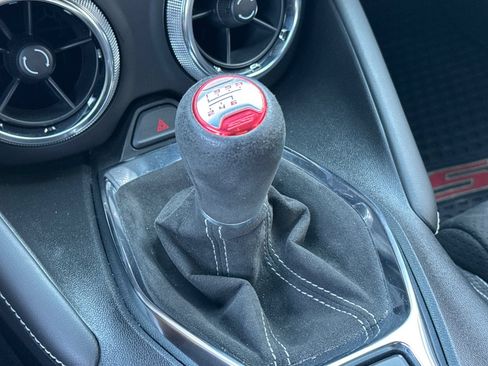 Used 2022 Chevrolet Camaro SS RWD image 30