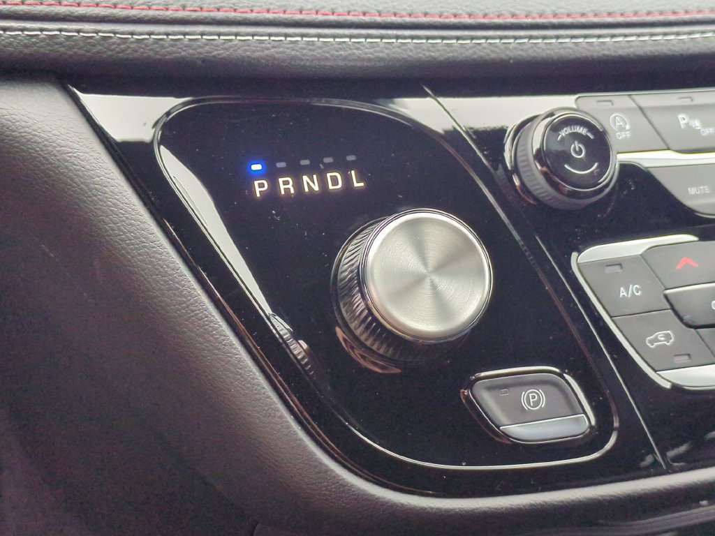 New 2027 Chrysler Pacifica Select FWD image 24