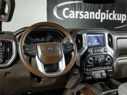 Used 2020 GMC Sierra 3500 SLT w/ SLT Premium Plus Package image 15