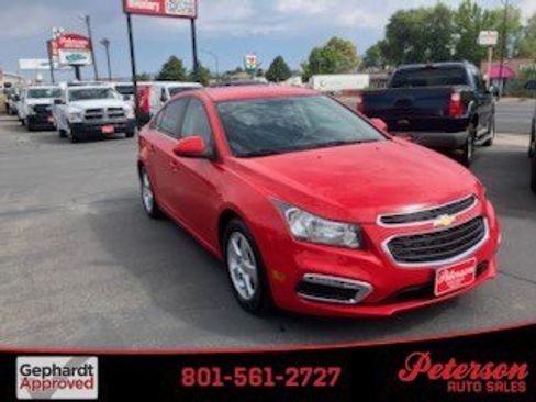 Used 2016 Chevrolet Cruze LT image 1
