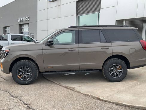 New 2026 Ford Expedition Tremor AWD/4WD image 2