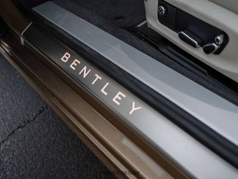 Used 2026 Bentley Continental GTC AWD/4WD image 32