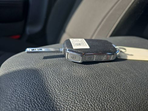 Used 2023 Kia Forte LXS image 37