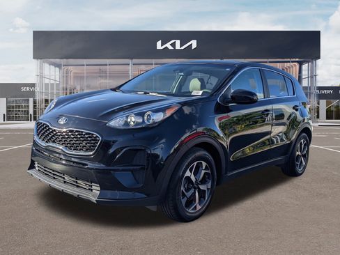 Certified 2022 Kia Sportage LX image 6