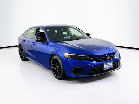 Used 2022 Honda Civic Sport image 3