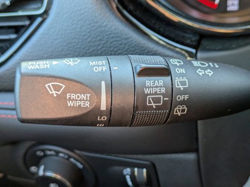 Used 2023 Dodge Durango GT image 30