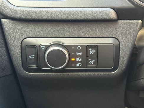 Used 2023 Ford Escape Active AWD/4WD image 39