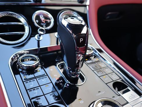 New 2026 Bentley Continental GTC AWD/4WD image 33