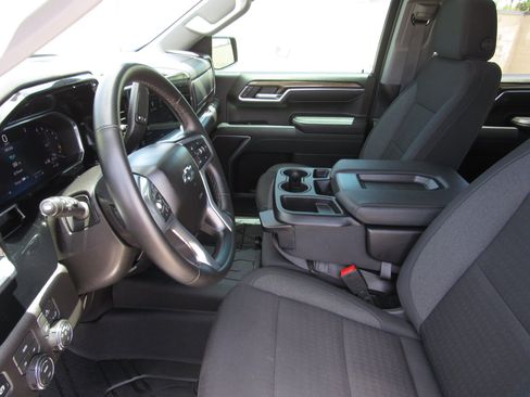 Used 2026 Chevrolet Silverado 1500 RST w/ RST Select Package AWD/4WD image 14