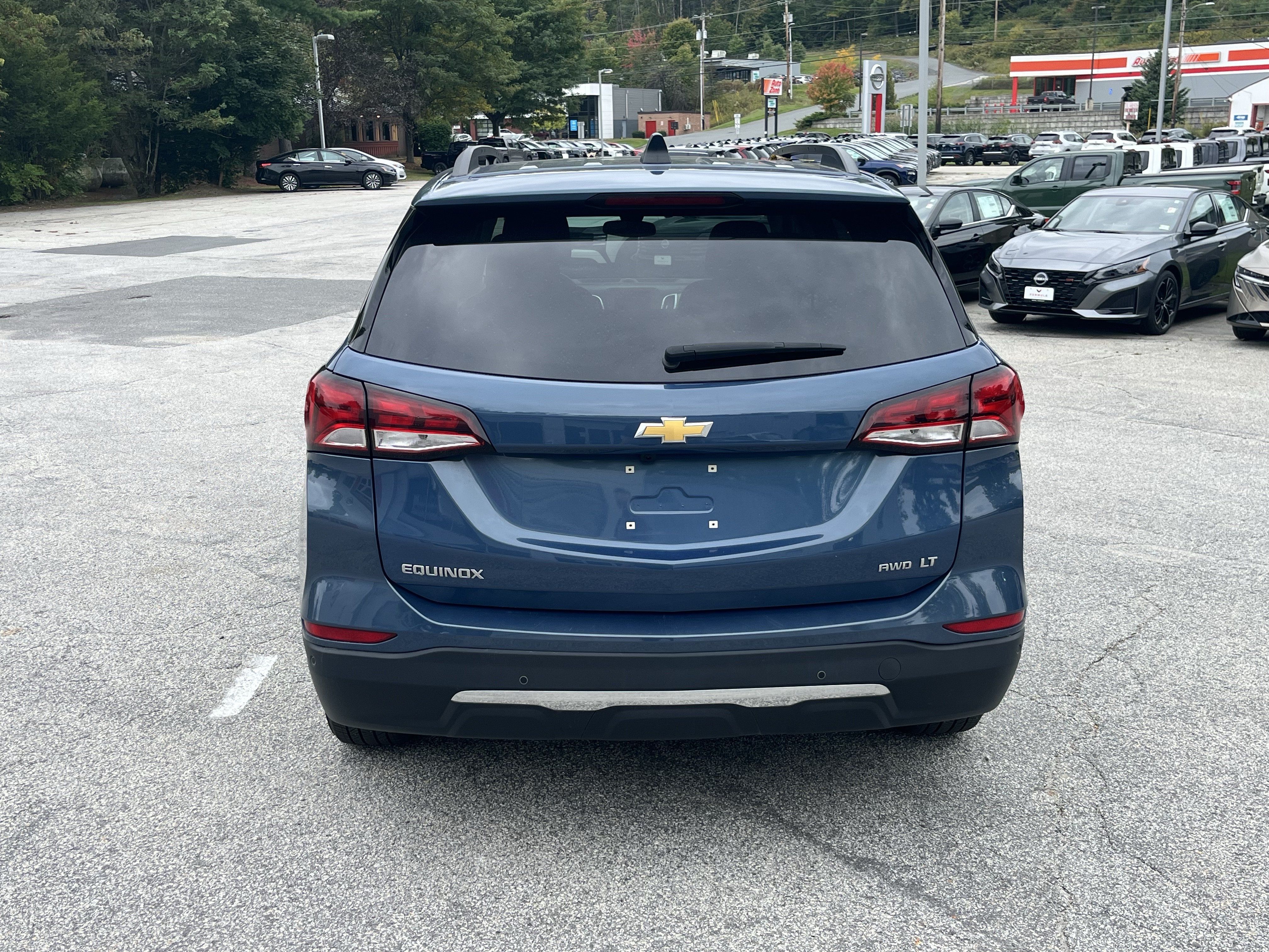 Used 2024 Chevrolet Equinox LT AWD/4WD image 6