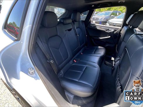 Used 2023 Porsche Macan S AWD/4WD image 19