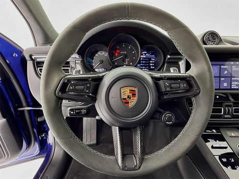 Certified 2024 Porsche Macan GTS image 17