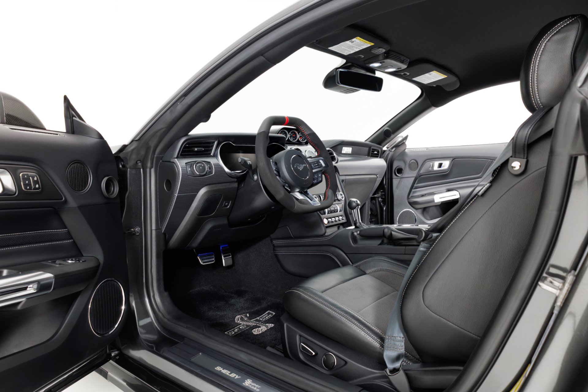 Used 2019 Ford Mustang GT Premium w/ GT Performance Package RWD image 13