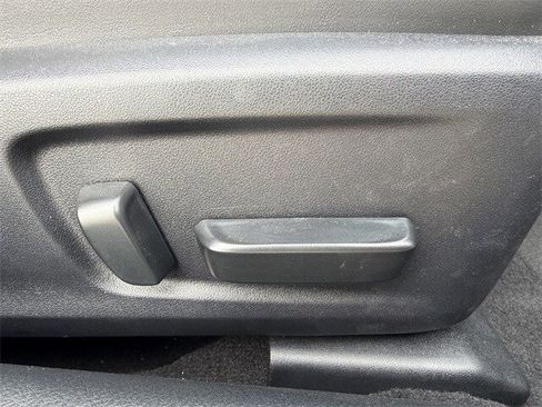 Used 2023 Lexus IS 350 F Sport image 31