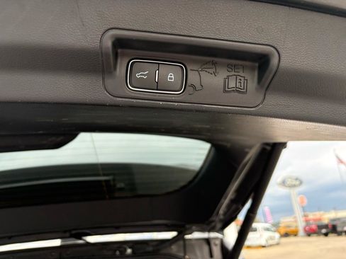 Used 2025 Ford Explorer ST-Line w/ Premium Package image 57