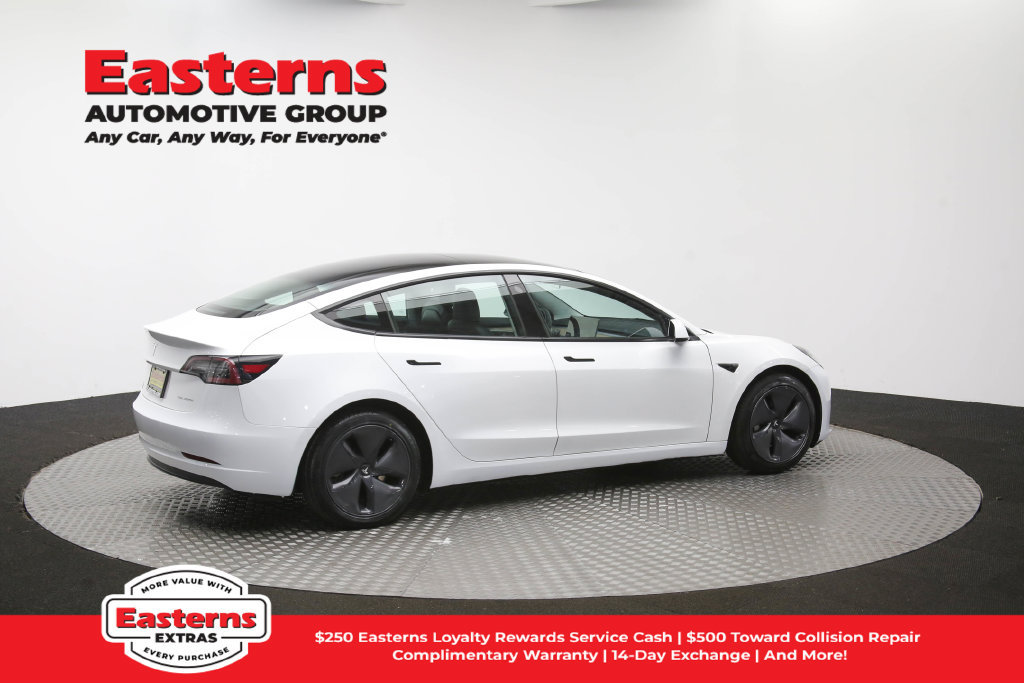 Used 2022 Tesla Model 3 Long Range AWD/4WD image 38