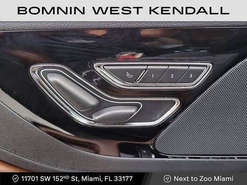 Used 2023 Lincoln Aviator Reserve image 28