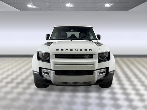 Used 2025 Land Rover Defender 110 S AWD/4WD image 5