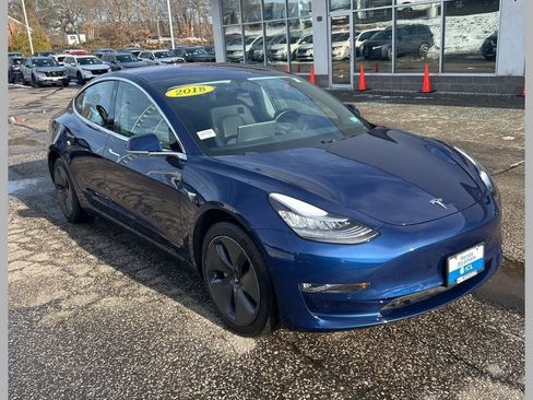 Used 2018 Tesla Model 3 Long Range image 1