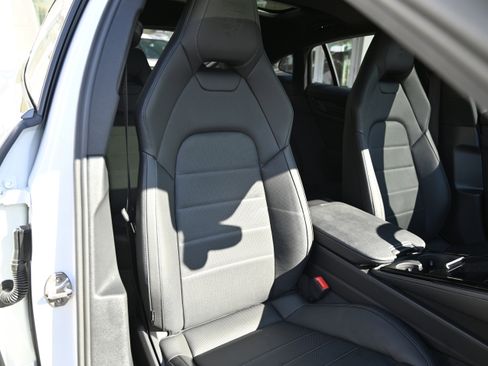 Used 2024 Porsche Panamera 4 image 51