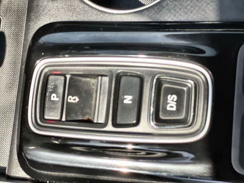 Certified 2023 Honda Pilot Elite image 16