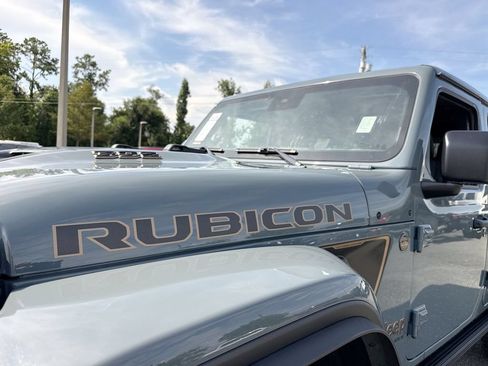 Used 2024 Jeep Wrangler Unlimited Rubicon 392 AWD/4WD image 5