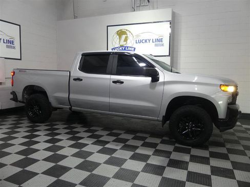 Used 2019 Chevrolet Silverado 1500 Custom Trail Boss w/ Custom Convenience Package image 6